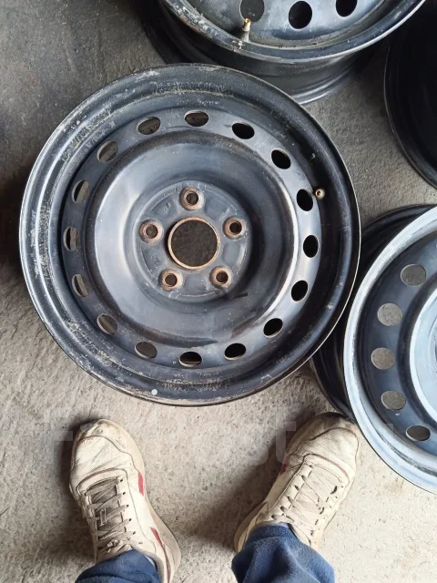 Toyota. 6.0x15", 5x114.3, �� 60,1���. ����