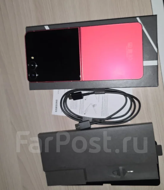 Samsung Galaxy Z Flip7. �/�, 256 ��, �������, 3G, 4G LTE, 5G, Dual-SIM, NFC, eSIM, ������� �������, ������������ ������� ����