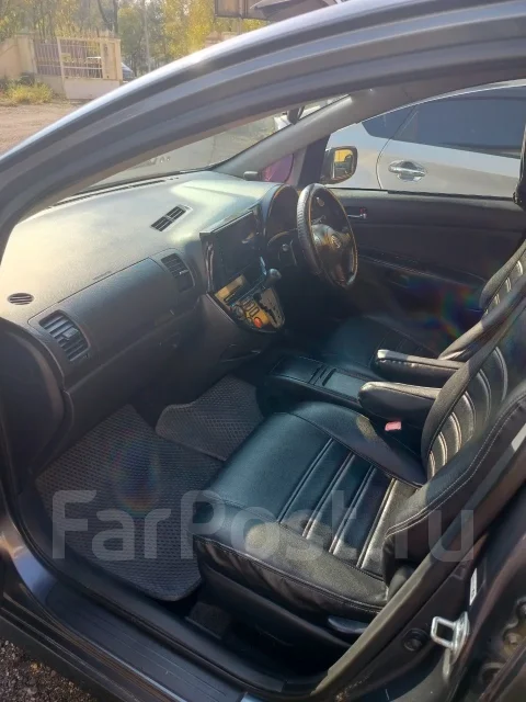 Toyota Wish. �������, ��������, 1.8, ������, 290����. �� ����