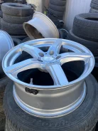 Dunlop Violento. 8.0x18", 5x114.3, ET42, �� 73,1���. ����