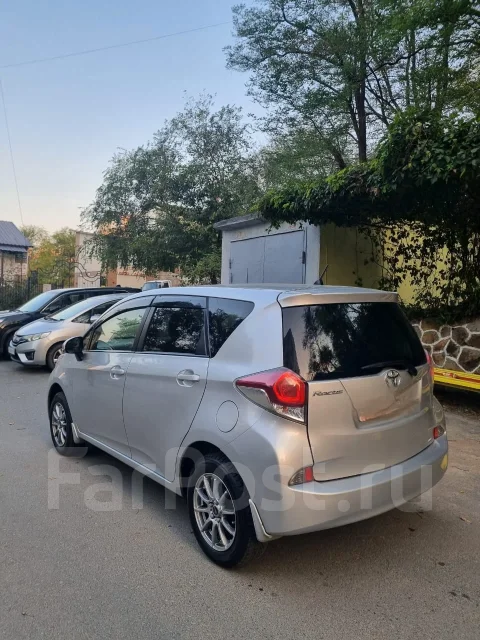 Toyota Ractis. ��������, 4wd, 1.5 (103��.�.), ������, 140 000����. �� ����
