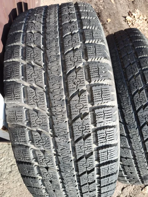 Toyo Observe GSi-5. ������, ��� �����, 2019 ���, �/�, ����� 35 % ����