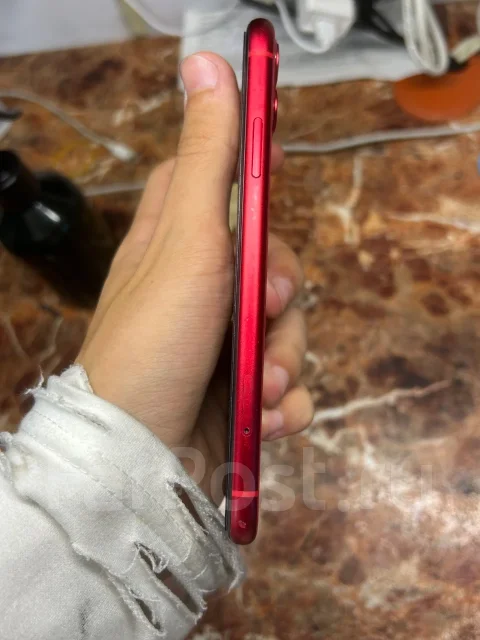 Apple iPhone 11. �/�, 128 ��, �������, 3G, 4G LTE, eSIM, ������������ ������� ����