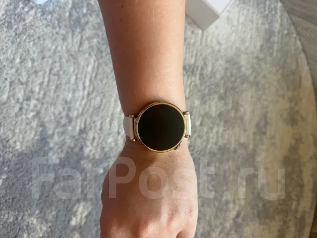 Huawei Watch GT 4 ����