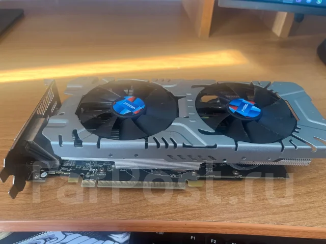 Radeon RX 570 ����