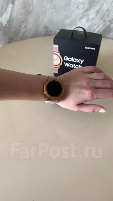 Samsung Galaxy Watch. GPS, NFC ����