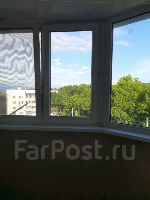 1-���������, �.�����, �� ���������� 4 /1. ����������, ���������, 36���.��., 5/5 ����, ������������ ������ ����