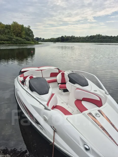 BRP Sea-Doo Challenger. 2010 ���, ����� 6,3��., ��������� ������������, 255��.�., ������ ����