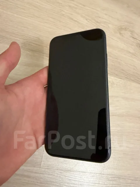 Apple iPhone 11. �/�, 128 ��, ������, 4G LTE, 5G, ����������, NFC, eSIM, ������� �������, ������������ ������� ����