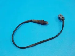������ ����������� KIA Ceed (ED) 2007-2012 393504A410 ����