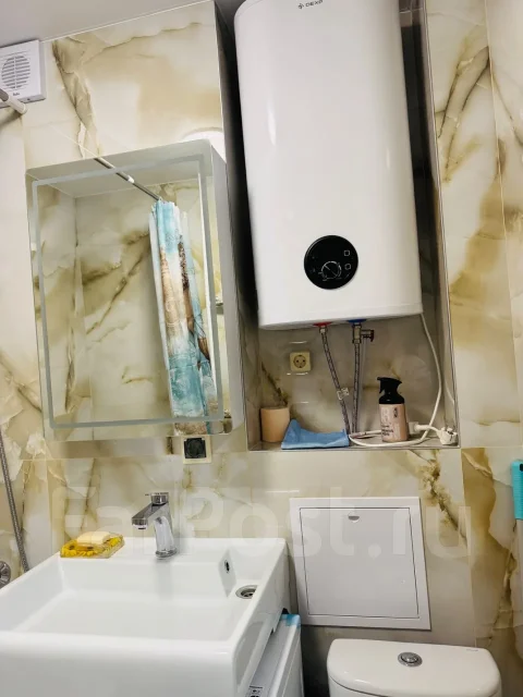 2-���������, ����� ������� 25. �����������, ���������, 41,4���.��., 3/5 ����, ������������ ������ ����