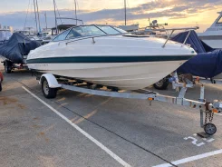 Bayliner. 1999 ���, ����� 6,42��., ��������� ������������, 198��.�., ������ ����