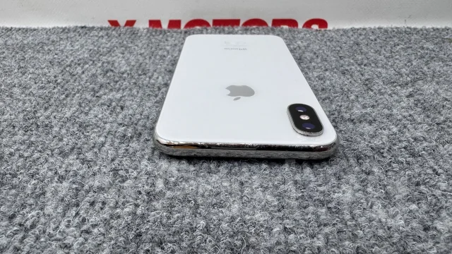 Apple iPhone X. �/�, 256 �� ����
