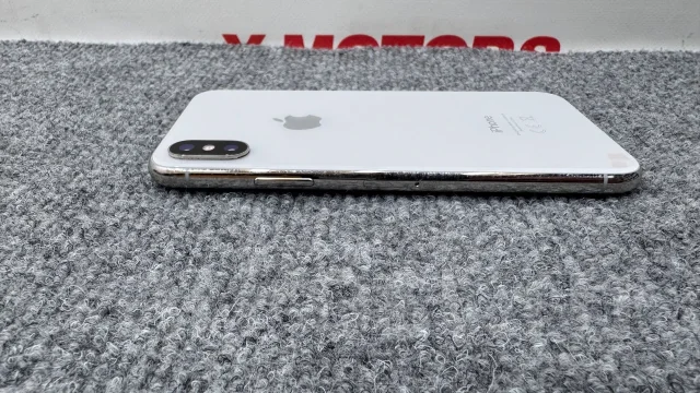Apple iPhone X. �/�, 256 �� ����