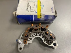 ������� ���� Lacetti/Nexia F16D3/F14/F18 General Motors 93740899 93740899 ����