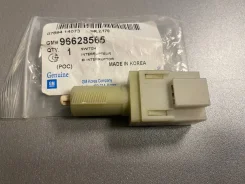���������� ����-�������� Winstorm/Captiva General Motors 96628565 96628565 ����