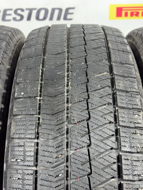Bridgestone Blizzak VRX2. ������, ��� �����, 2017 ���, �/�, ����� 5 % ����