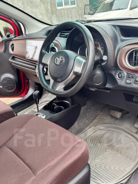 Toyota Vitz. ��������, ��������, 1.3 (95��.�.), ������, 247 096����. �� ����