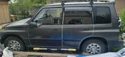 Suzuki Escudo. ��������, 4wd, 16.0 (100��.�.), ������, 250 000����. �� ����