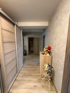3-���������, �������� ���������� (�. ��������) 16. �������� - �-� ���������, ������� ����, 76,5���.��., 5/9 ���� ����