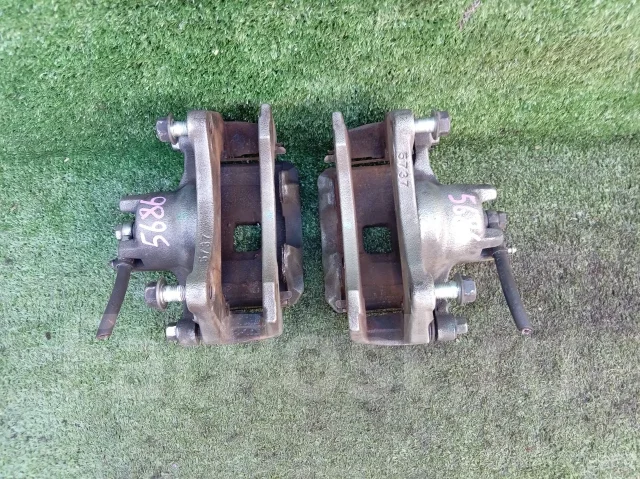 5686 ������� �������� Mitsubishi 4605A861 ����