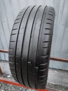 Michelin Pilot Sport 4