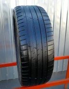 Michelin Pilot Sport 4