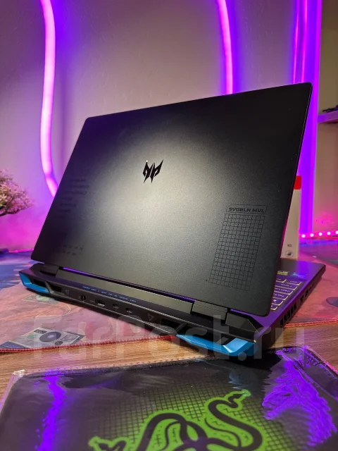 Acer Predator Helios 16. 16", 4,7����, ��� 16 ��, ���� 512���, WiFi: 1, Bluetooth: 1, ����������� �� 4��. ����