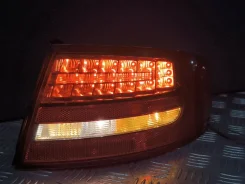 ������ ������ ������ Audi A4 2010 8K9945096B B8 CDH 8K9945096B ����