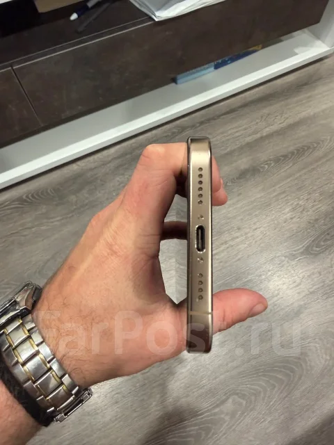 Apple iPhone 16 Pro Max. �/�, 256 ��, �������, 3G, 4G LTE, 5G, NFC, eSIM, ������� �������, ������������ ������� ����