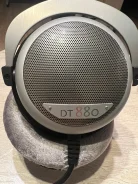 Beyerdynamic DT 880 ����