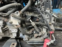 ���� �������� Toyota Esquire 3040028091 ZRR85 3ZR-FAE 3040028091 ����