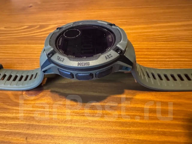 Garmin Instinct 2. GPS, NFC, IP68 ����