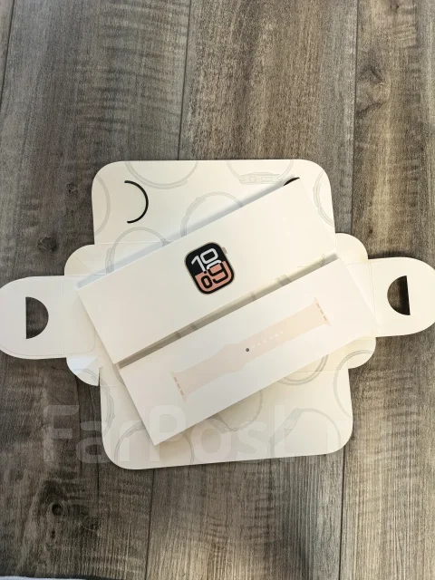 Apple Watch Series 10. GPS, NFC, IP68 ����