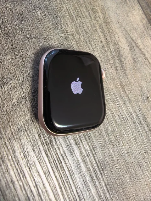 Apple Watch Series 10. GPS, NFC, IP68 ����