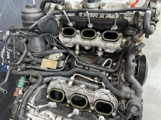 ��������� AUDI A6 2011 06E100032 C6 CAJA 06E100032 ����