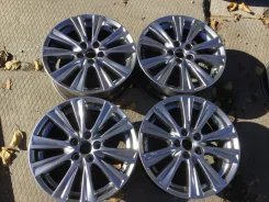 Toyota. 7.5x18", 5x114.3, ET45, �� 60,1���. ����