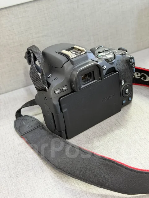Canon EOS 200D. 20 � ����� ��, ���: 3� ����