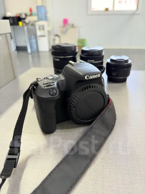 Canon EOS 200D. 20 � ����� ��, ���: 3� ����
