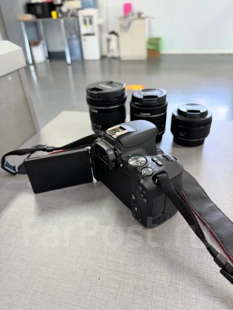 Canon EOS 200D. 20 � ����� ��, ���: 3� ����