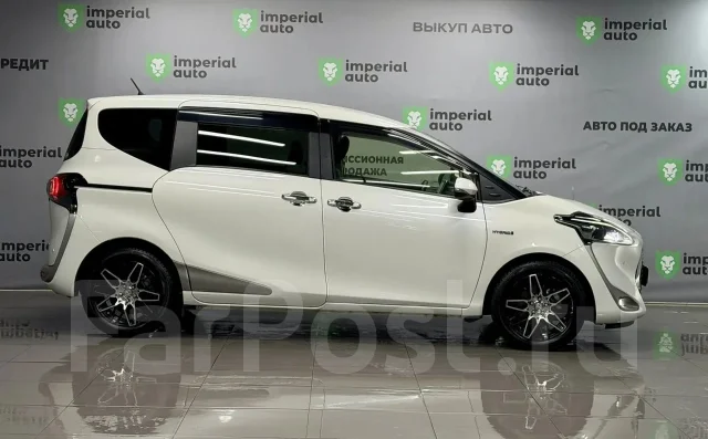 Toyota Sienta. �������, ��������, 1.5 (74��.�.), ������, 130 000����. �� ����
