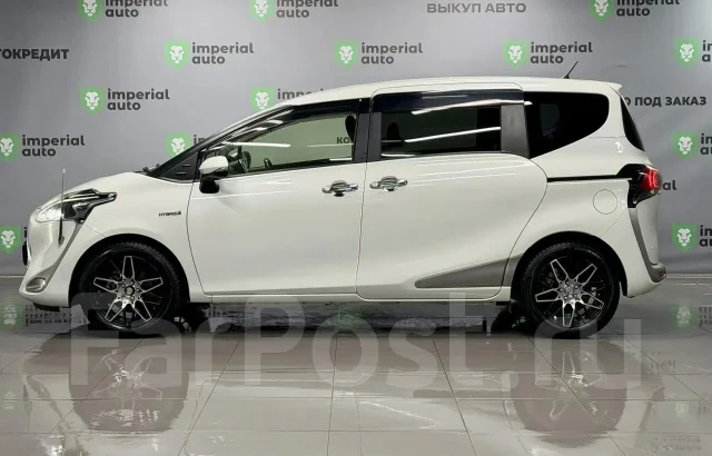 Toyota Sienta. �������, ��������, 1.5 (74��.�.), ������, 130 000����. �� ����