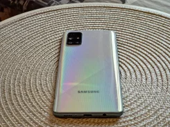 Samsung Galaxy A71. �/�, 128 ��, �����, 3G, 4G LTE, Dual-SIM, ����������, NFC, ������� ������� ����