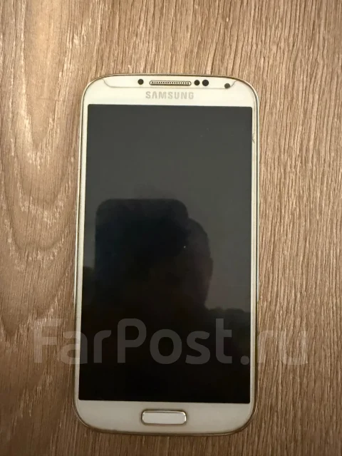Samsung Galaxy S4. �/�, 16 ��, �����, 3G, NFC ����