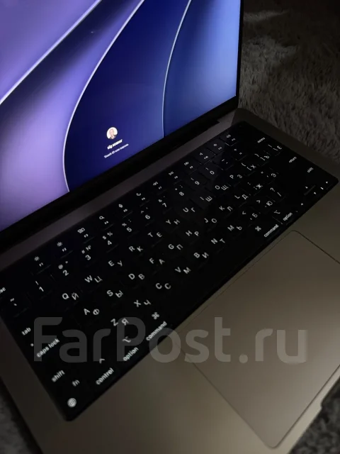 Apple MacBook Pro 14 2021. 14", 5����, ��� 16 ��, ���� 1 000���, WiFi: 1, Bluetooth: 1, ����������� �� 9��. ����