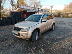 Suzuki Grand Vitara. �������, 4wd, 2.4, ������, 108 032����. �� ����