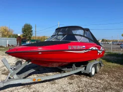 Crownline. 2006 ���, ����� 6��., ��������� ������������, 220��.�., ������ ����