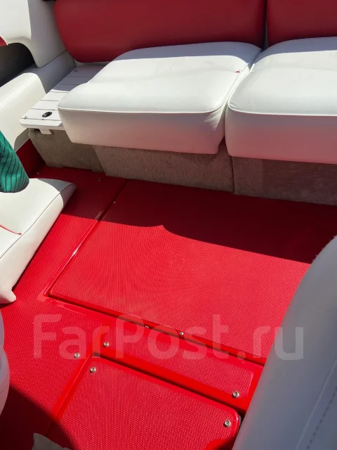 Crownline. 2006 ���, ����� 6��., ��������� ������������, 220��.�., ������ ����
