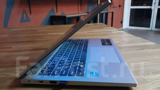 Acer Aspire Go 15. 15.6", ��� 8 ��, ���� 256���, WiFi: 1, Bluetooth: 1, ����������� �� 11��. ����