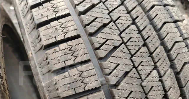 Bridgestone Blizzak VRX2